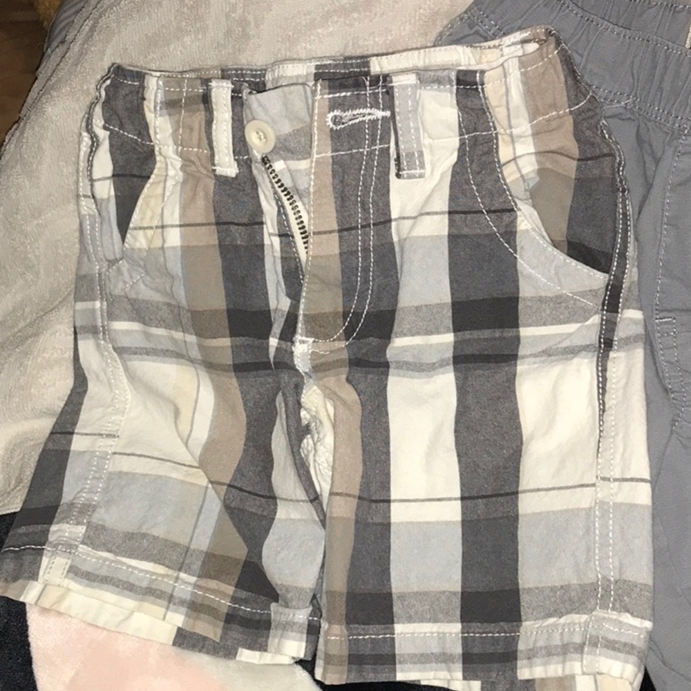 Like new boys shorts